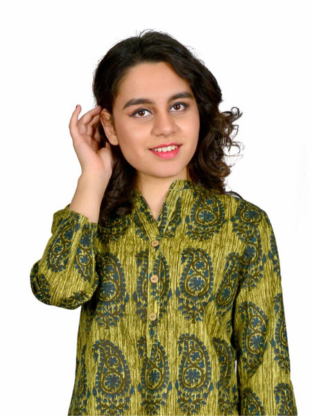 Green Printed Cotton Long Kurta for Women
